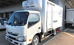 丸周運送2t車 2室式